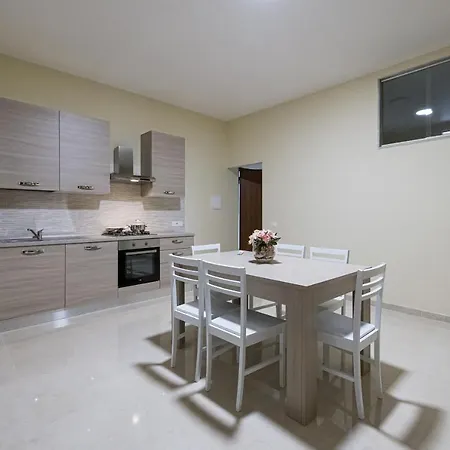 Casa Egan Scanzano J *